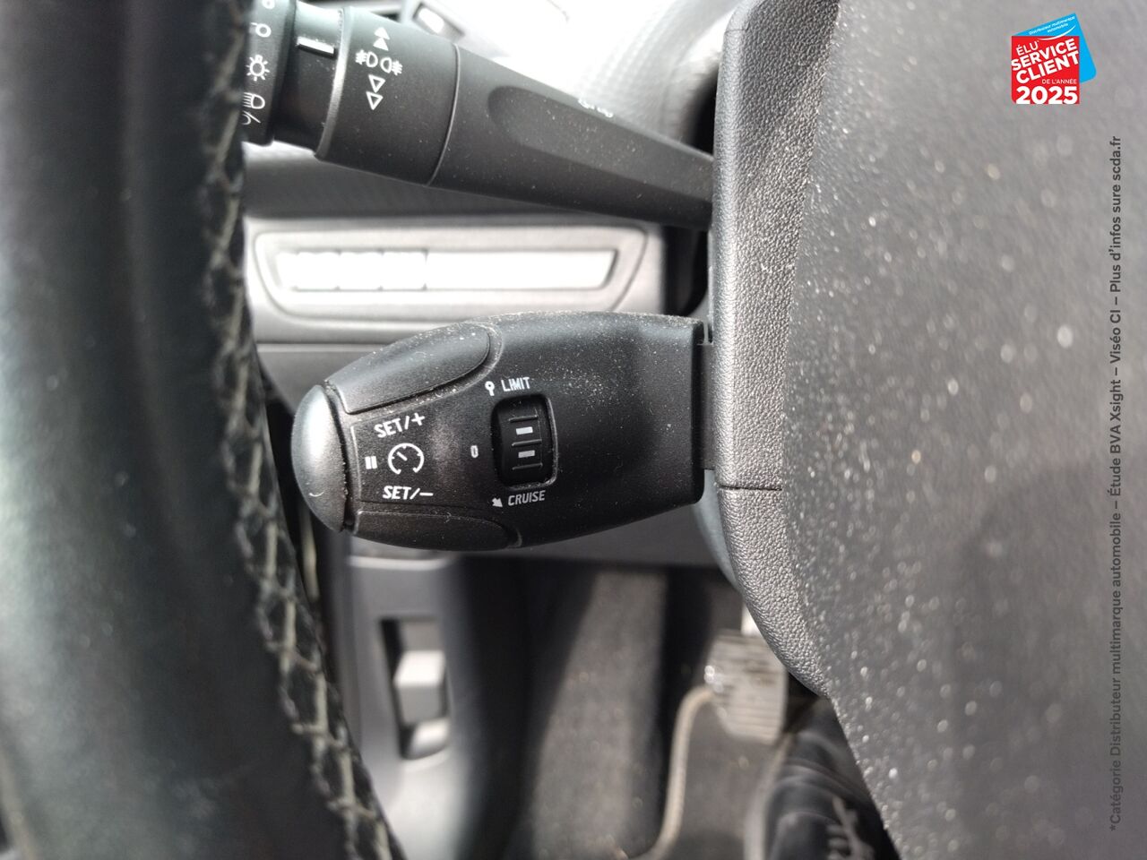 Véhicule d'occasion PEUGEOT 2008 1.2 PURETECH 110CH ALLURE SS chez Dacia Mulhouse