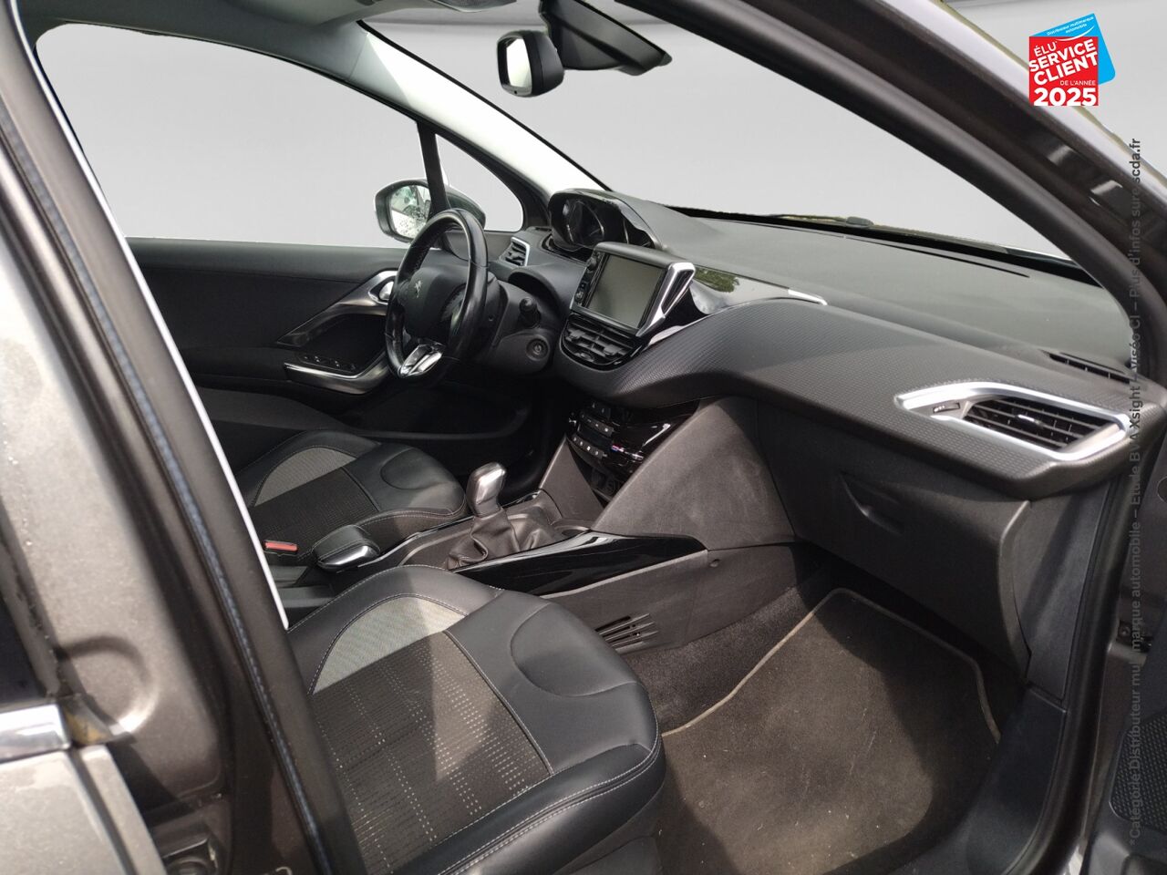Véhicule d'occasion PEUGEOT 2008 1.2 PURETECH 110CH ALLURE SS chez Dacia Mulhouse