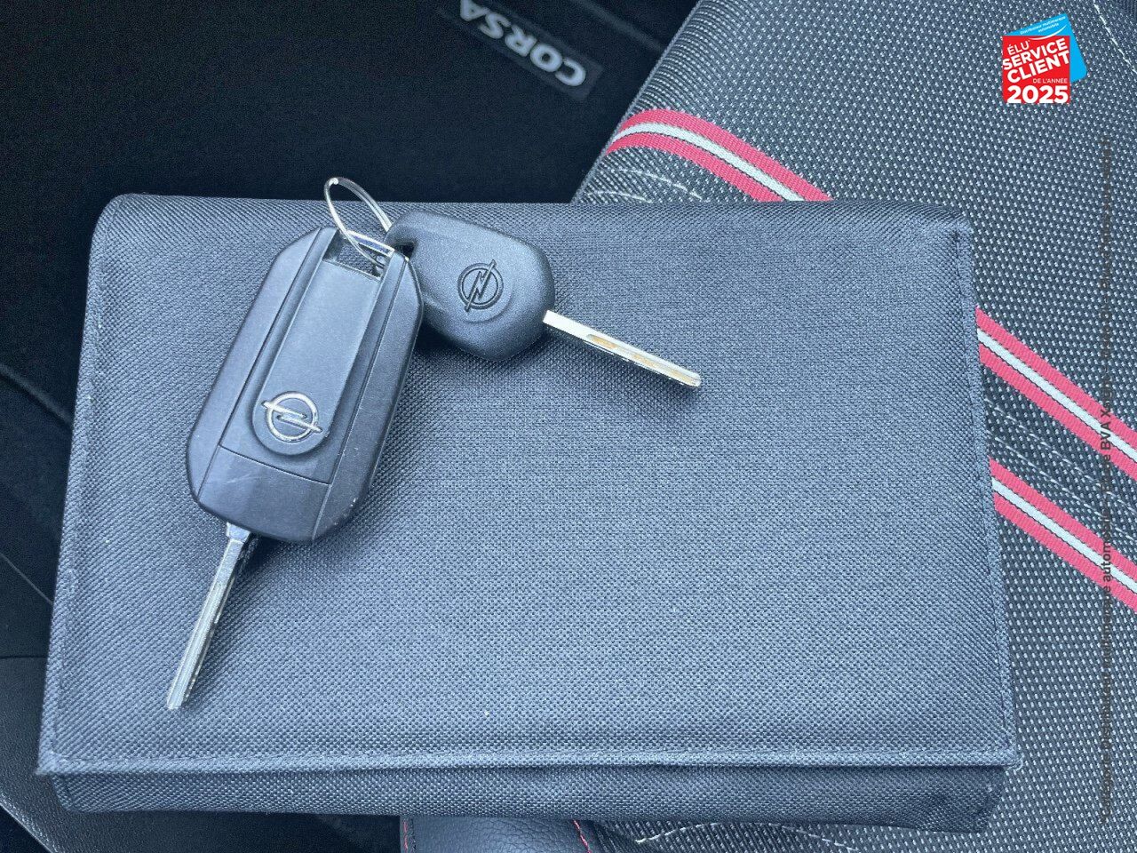 Véhicule d'occasion OPEL CORSA 1.2 TURBO 100CH GS LINE GPS CAMERA CARPLAY chez Renault Sélestat