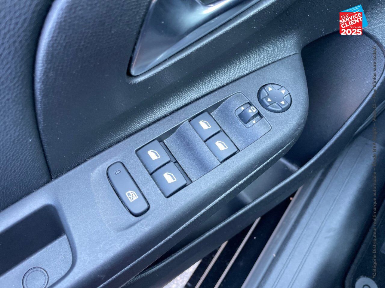 Véhicule d'occasion OPEL CORSA 1.2 TURBO 100CH GS LINE GPS CAMERA CARPLAY chez Renault Sélestat