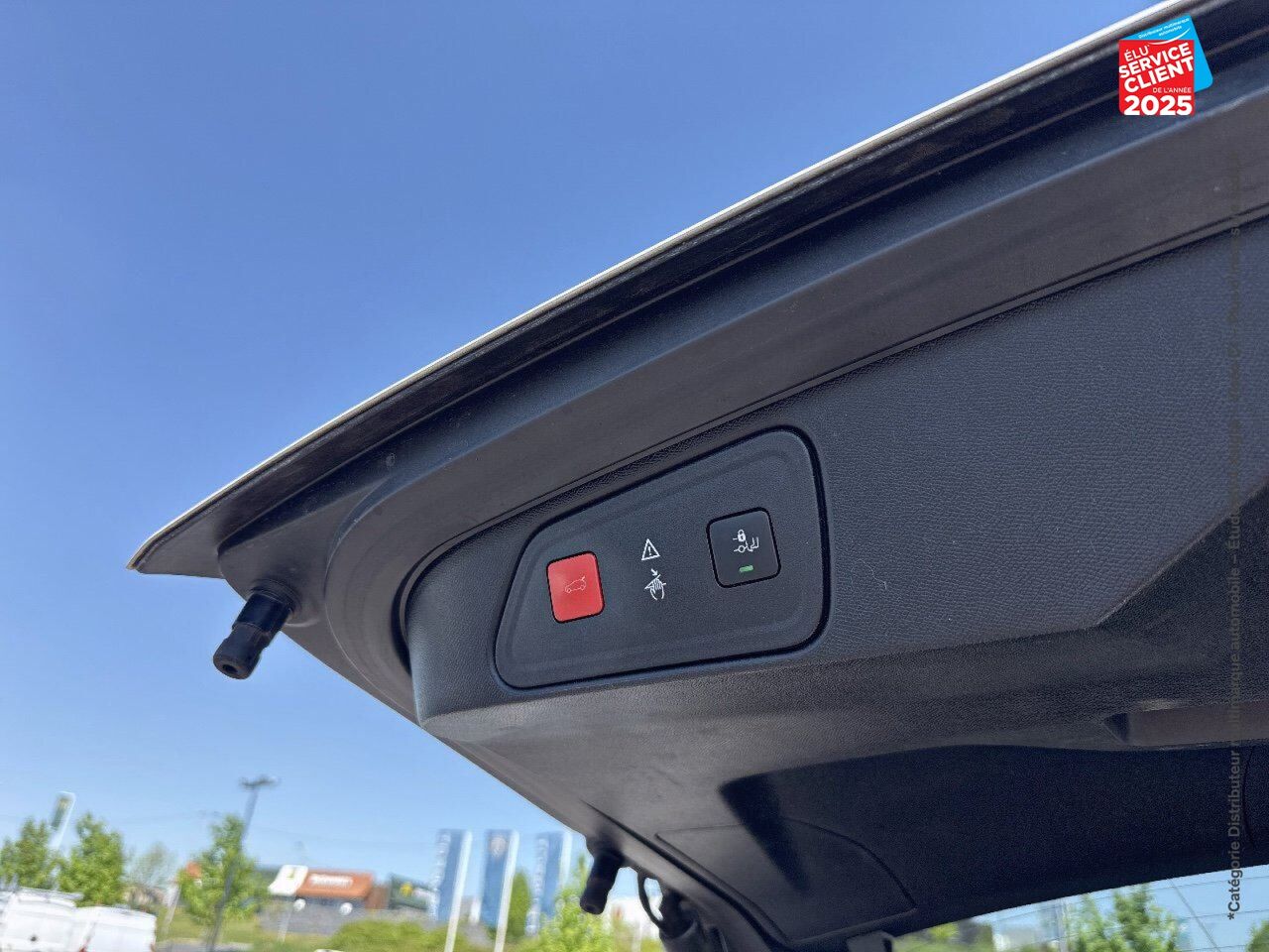 Véhicule d'occasion PEUGEOT 3008 1.2 PURETECH 130CH SS GT LINE chez Hyundai Reims