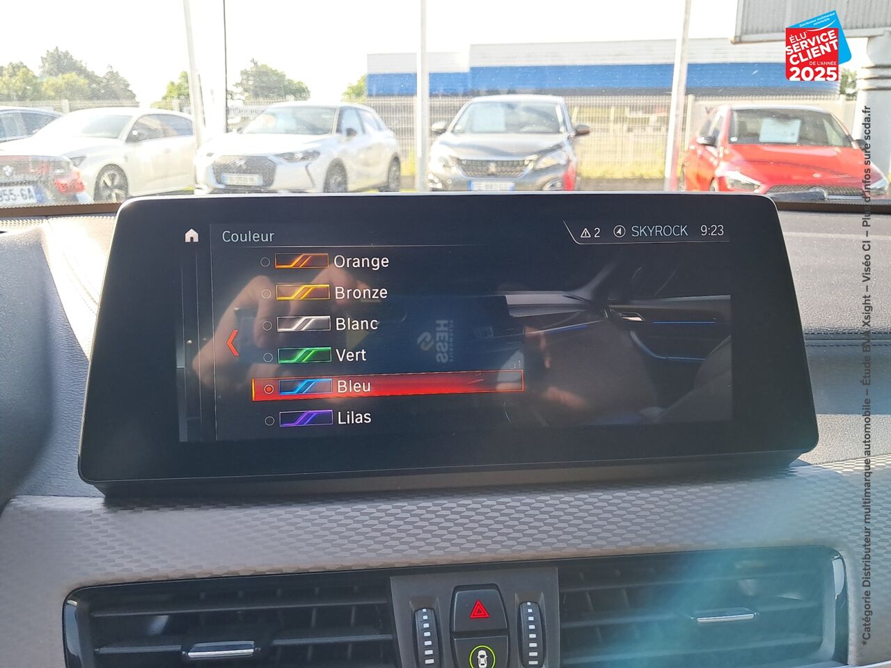 Véhicule d'occasion BMW X2 XDRIVE25EA 220CH M SPORT EURO6D-T SIEGE CHAUF CAMERA GPS HKARDON chez BMW Belfort