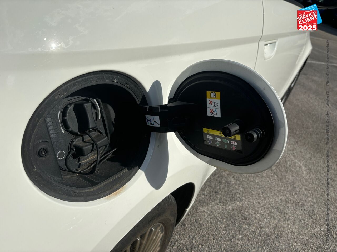 Véhicule d'occasion FIAT 500 E 118CH ICONE chez Fiat Besançon