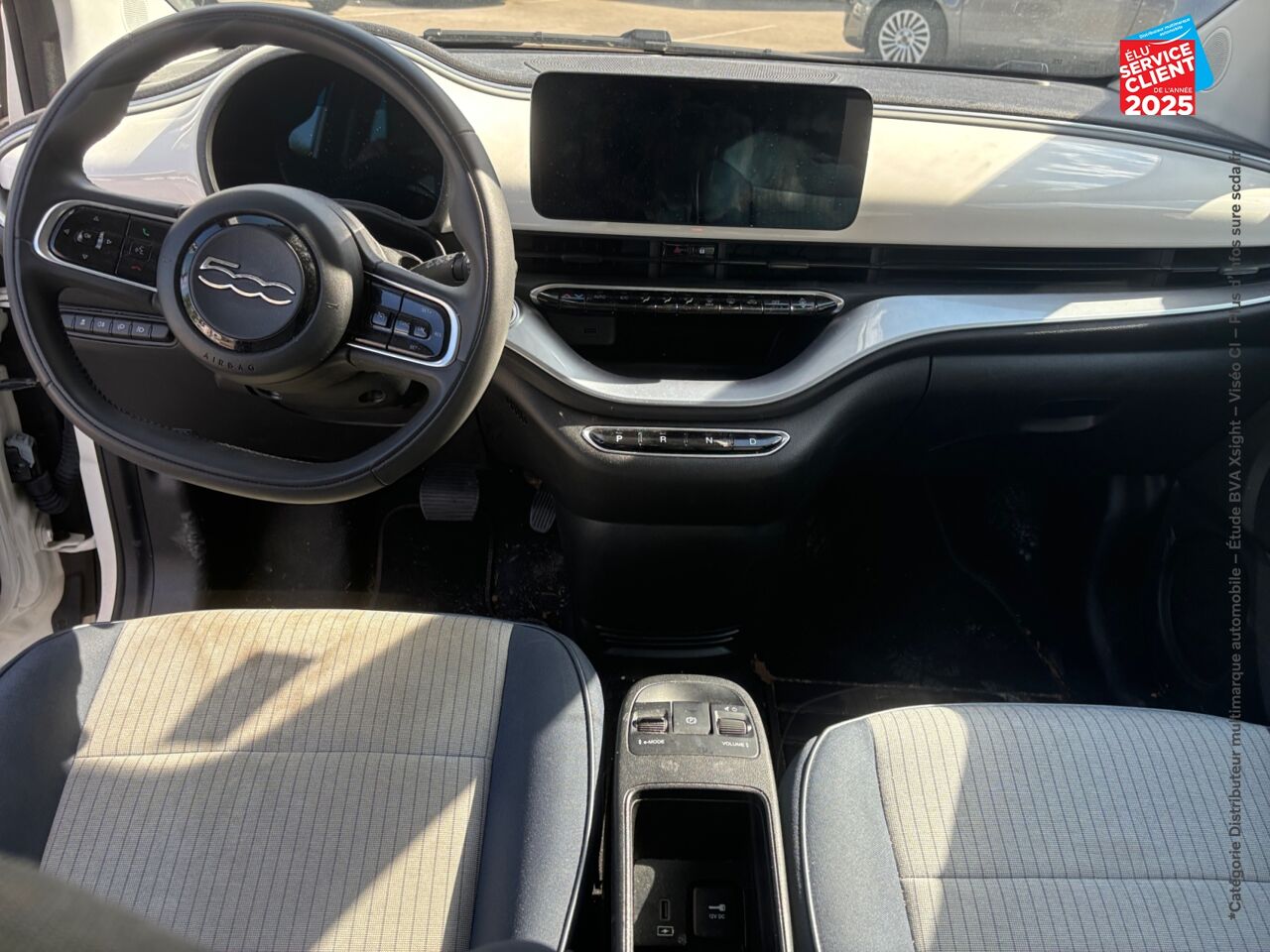 Véhicule d'occasion FIAT 500 E 118CH ICONE chez Fiat Besançon