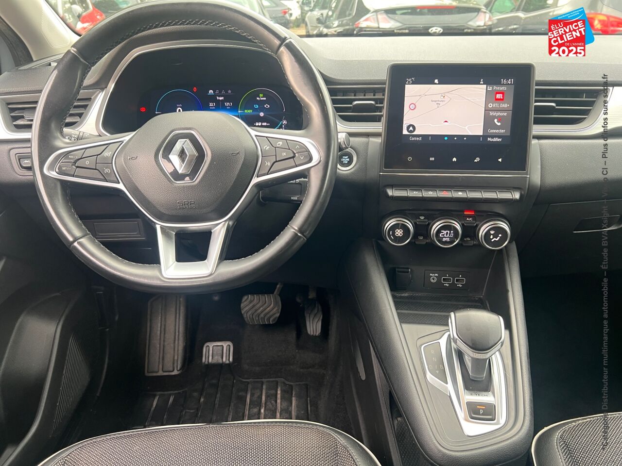 Véhicule d'occasion RENAULT CAPTUR 1.6 E-TECH PLUG-IN 160CH INTENS chez HESS Automobile