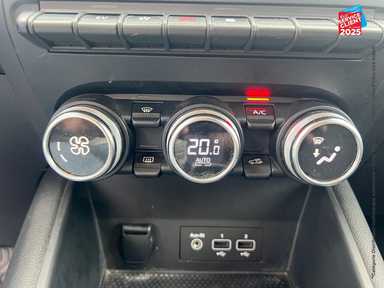 Véhicule d'occasion RENAULT CAPTUR 1.6 E-TECH PLUG-IN 160CH INTENS chez HESS Automobile