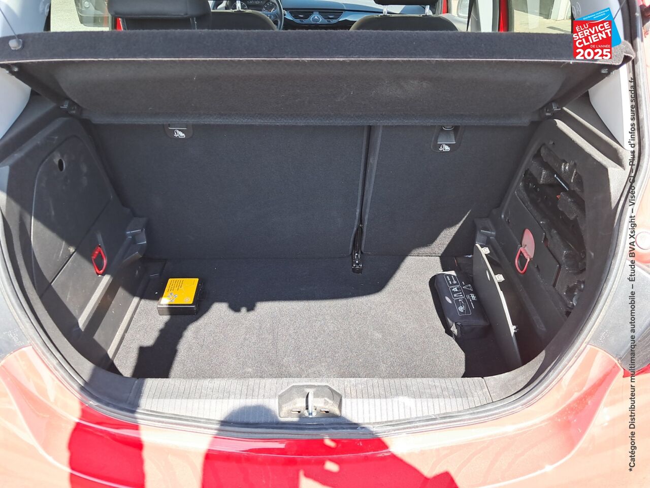 Véhicule d'occasion OPEL CORSA 1.4 90CH DESIGN 120 ANS START/STOP 5P CAMERA chez Renault Colmar
