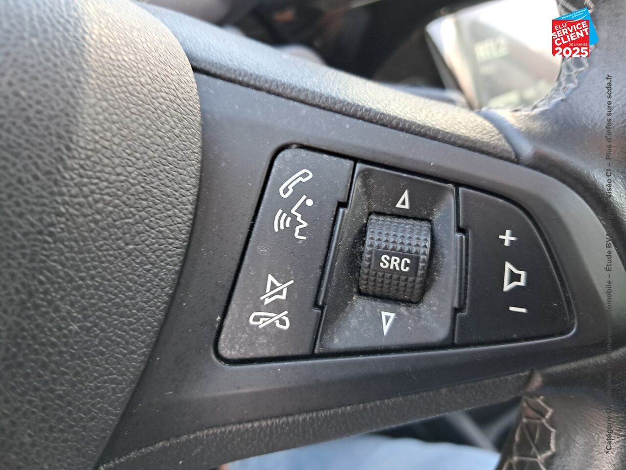 Véhicule d'occasion OPEL CORSA 1.4 90CH DESIGN 120 ANS START/STOP 5P CAMERA chez Renault Colmar