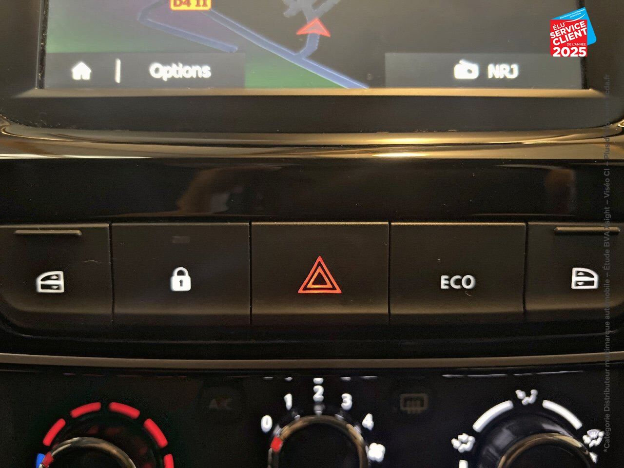 Véhicule d'occasion DACIA SPRING 45CH EXPRESSION SIEGES CUIR GPS CAMERA chez Renault Strasbourg