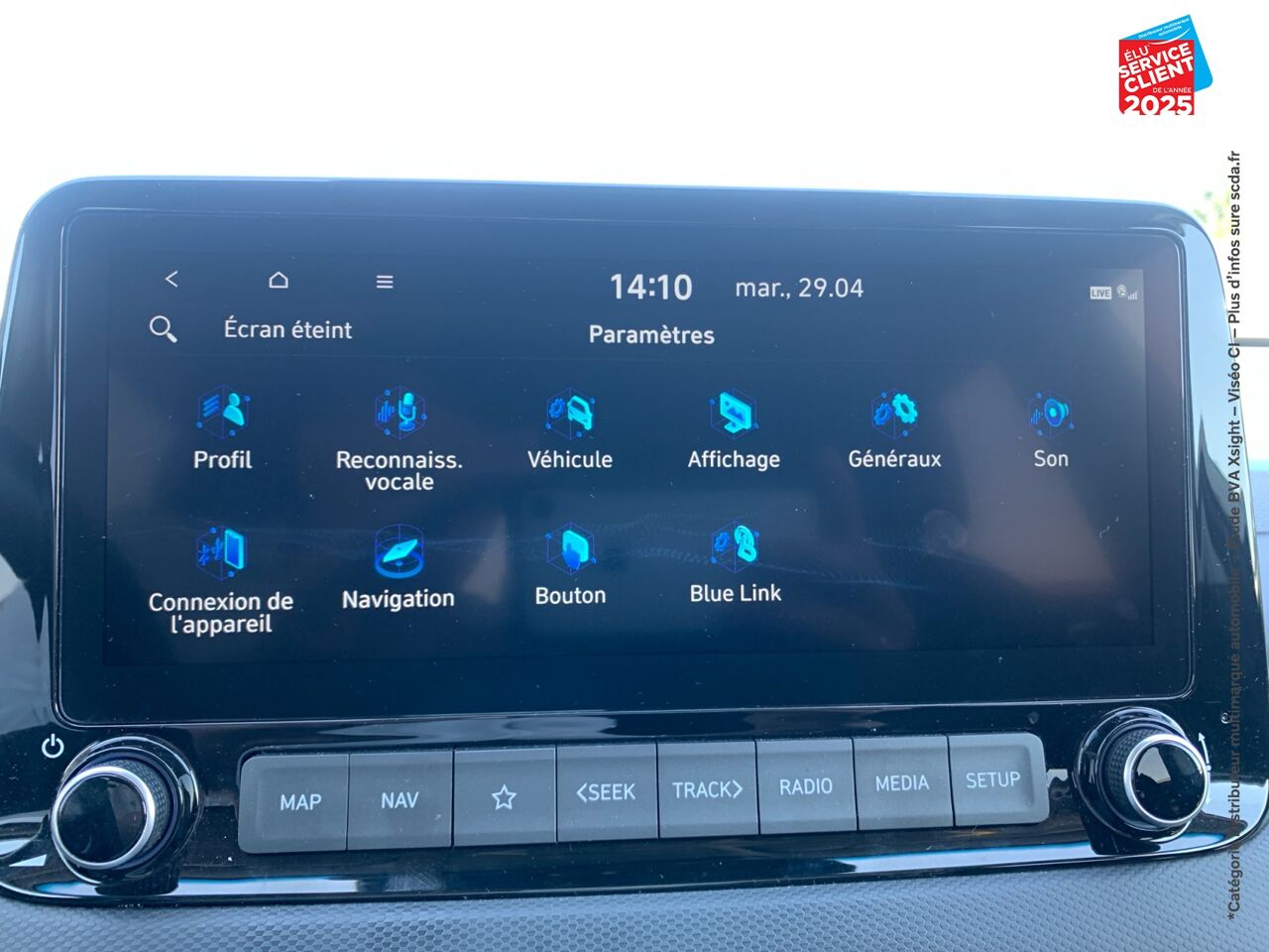 Véhicule d'occasion HYUNDAI KONA 1.6 CRDI 136CH HYBRID 48V CREATIVE GPS CAMERA HUD chez Hyundai Chalons