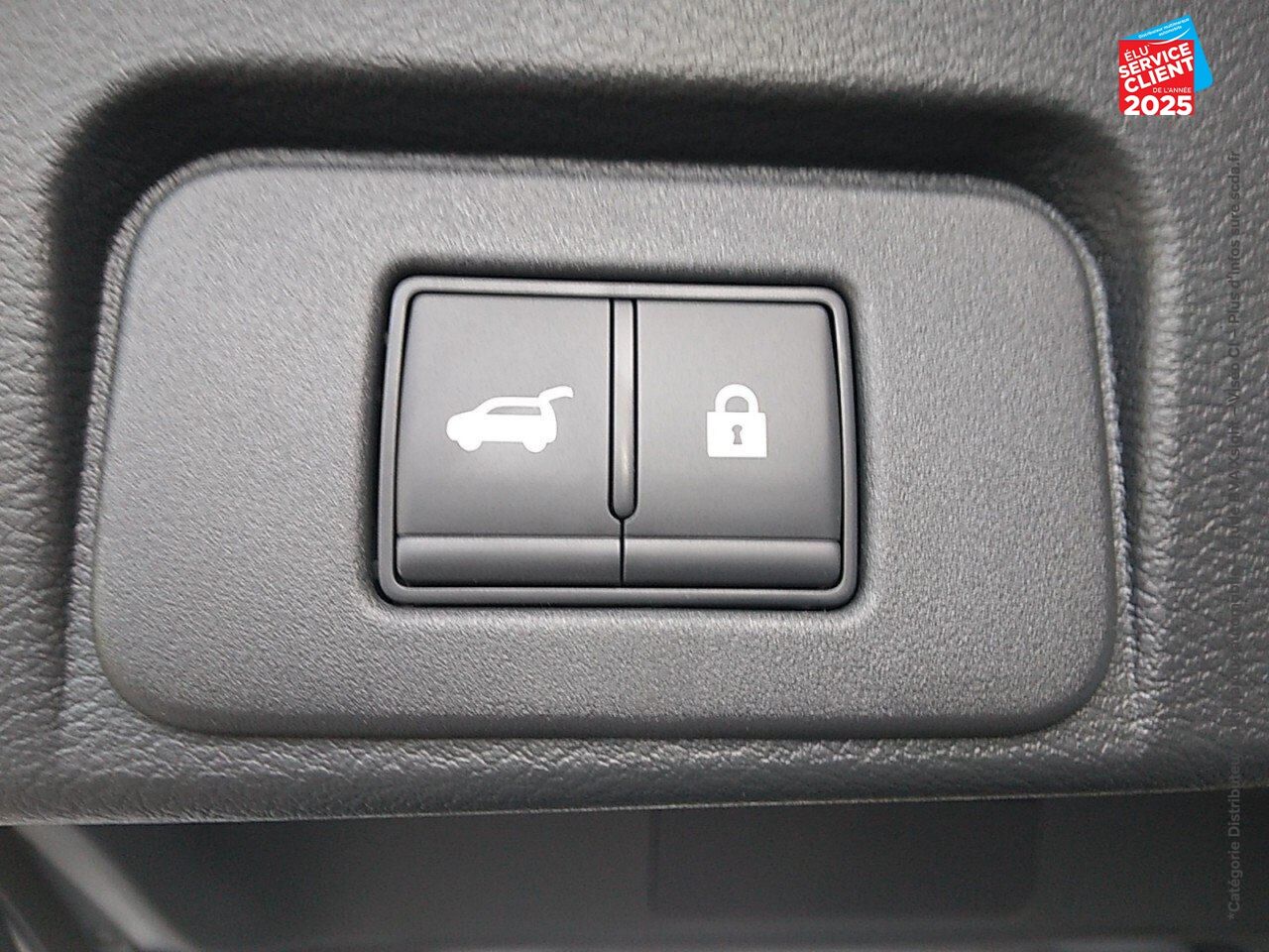 Véhicule d'occasion NISSAN X-TRAIL E-POWER 204CH N-CONNECTA chez Renault Sélestat