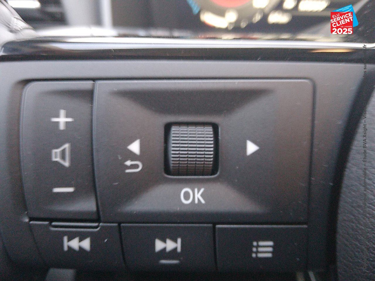 Véhicule d'occasion NISSAN X-TRAIL E-POWER 204CH N-CONNECTA chez Renault Sélestat