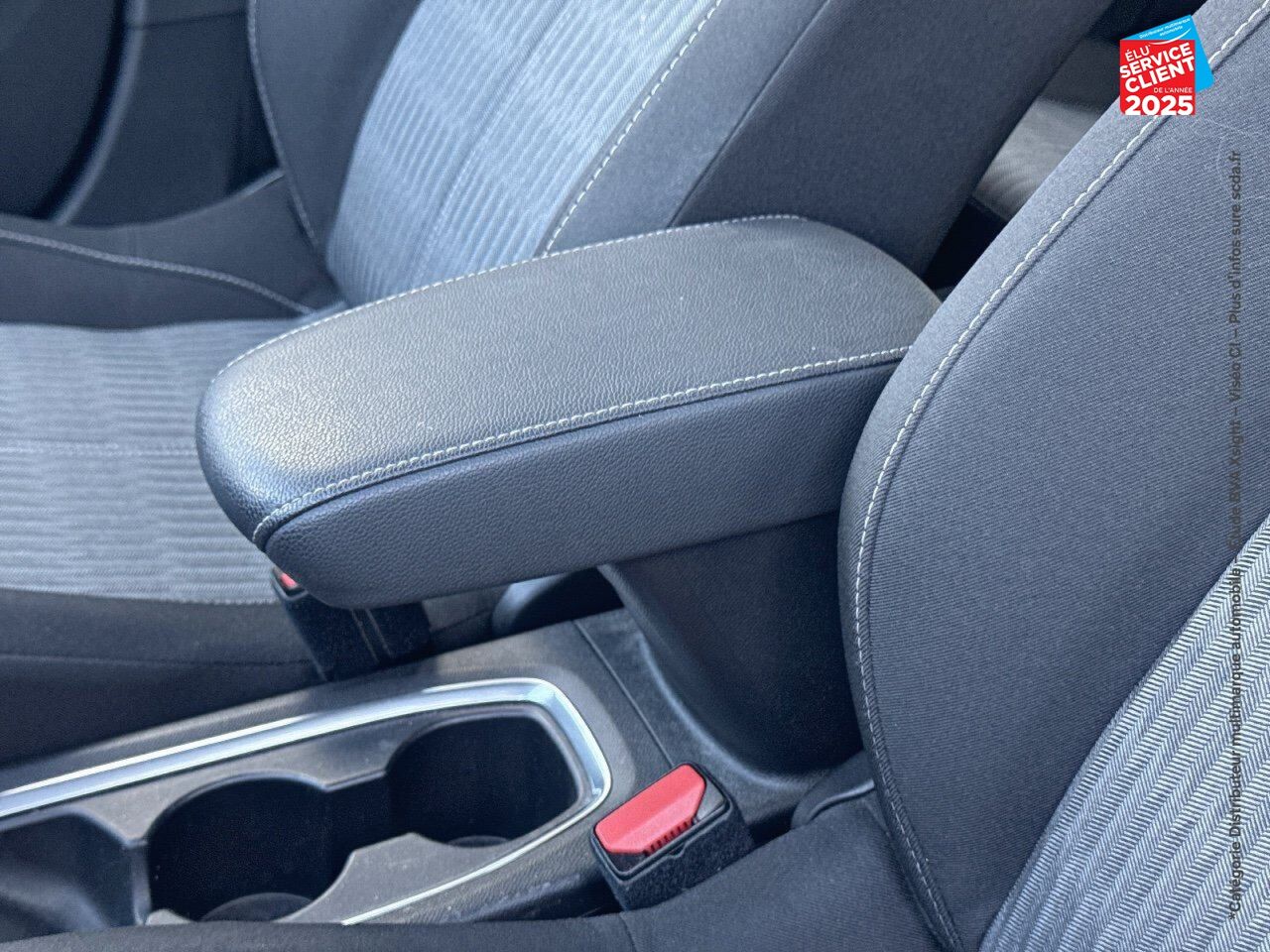 Véhicule d'occasion OPEL CORSA CORSA-E 136CH EDITION chez Dacia Belfort