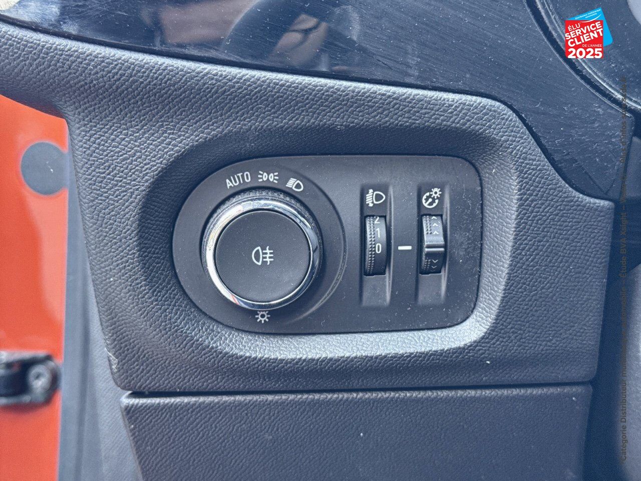Véhicule d'occasion OPEL CORSA CORSA-E 136CH EDITION chez Dacia Belfort