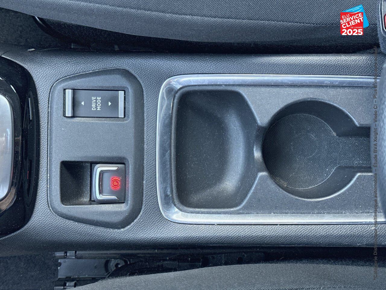 Véhicule d'occasion OPEL CORSA CORSA-E 136CH EDITION chez Dacia Belfort