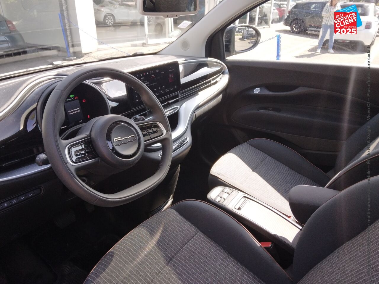 Véhicule d'occasion FIAT 500 E 118CH ICONE PLUS chez Renault Sélestat