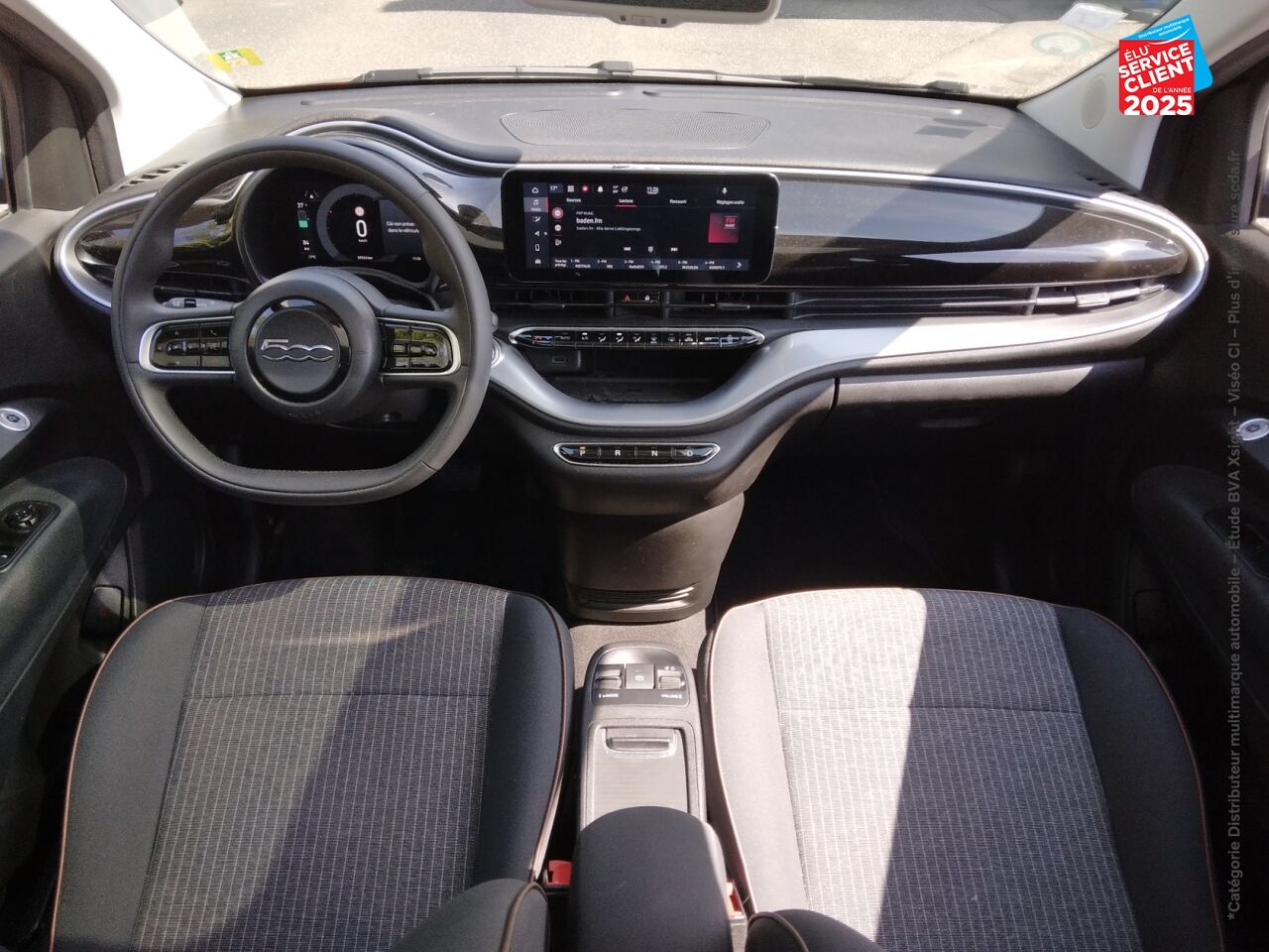 Véhicule d'occasion FIAT 500 E 118CH ICONE PLUS chez Renault Sélestat