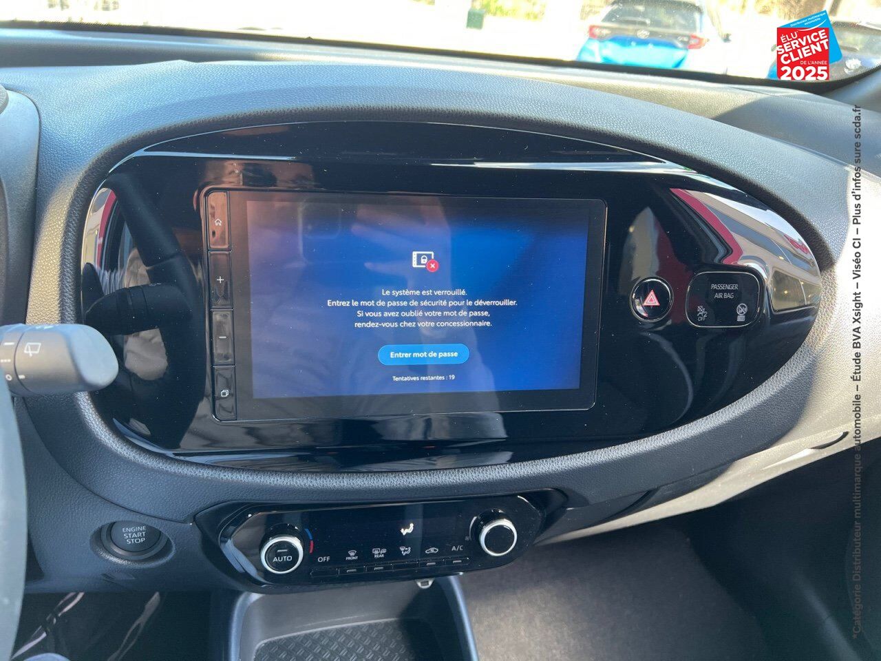 Véhicule d'occasion TOYOTA AYGO X 1.0 VVT-I 72CH AIR DESIGN S-CVT MY24 TOUVRANT CAMERA chez Toyota Sarreguemines