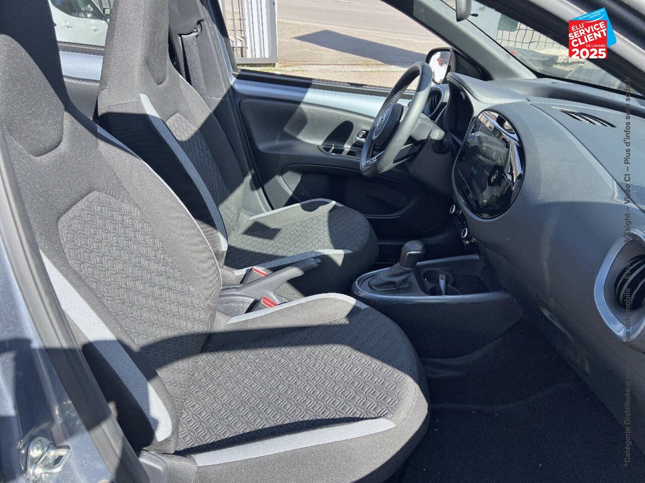 Véhicule d'occasion TOYOTA AYGO X 1.0 VVT-I 72CH AIR DESIGN S-CVT MY24 TOUVRANT CAMERA chez Toyota Sarreguemines