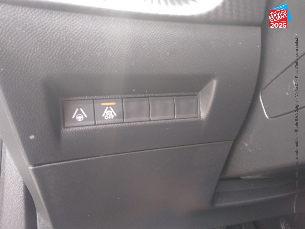 Véhicule d'occasion PEUGEOT 2008 1.2 PURETECH 155CH S/S GT EAT8 SIEGE CHAUF CAMERA GPS chez Toyota Saint Dizier