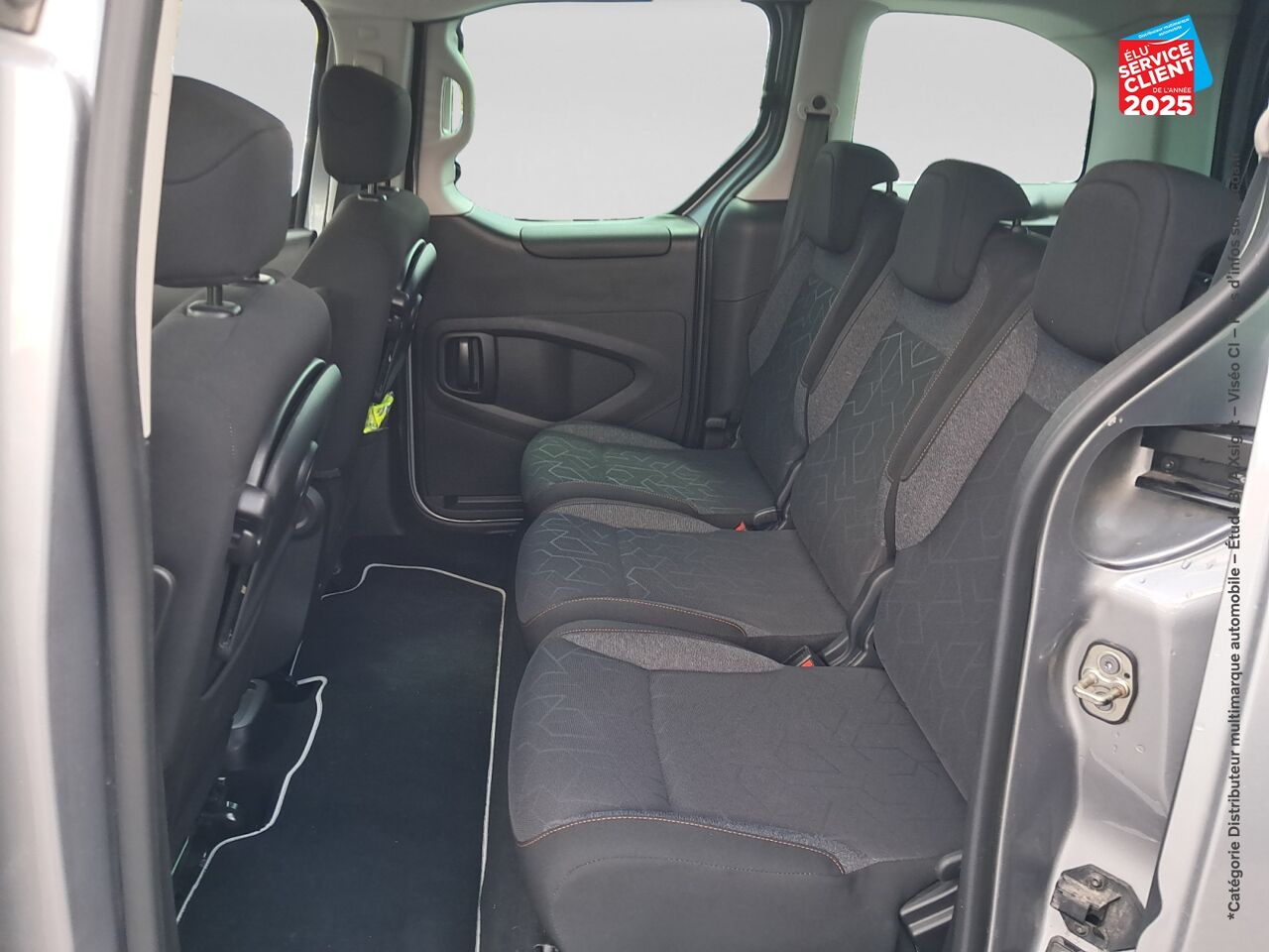 Véhicule d'occasion PEUGEOT PARTNER TEPEE E-ACTIVE chez Toyota Sarreguemines