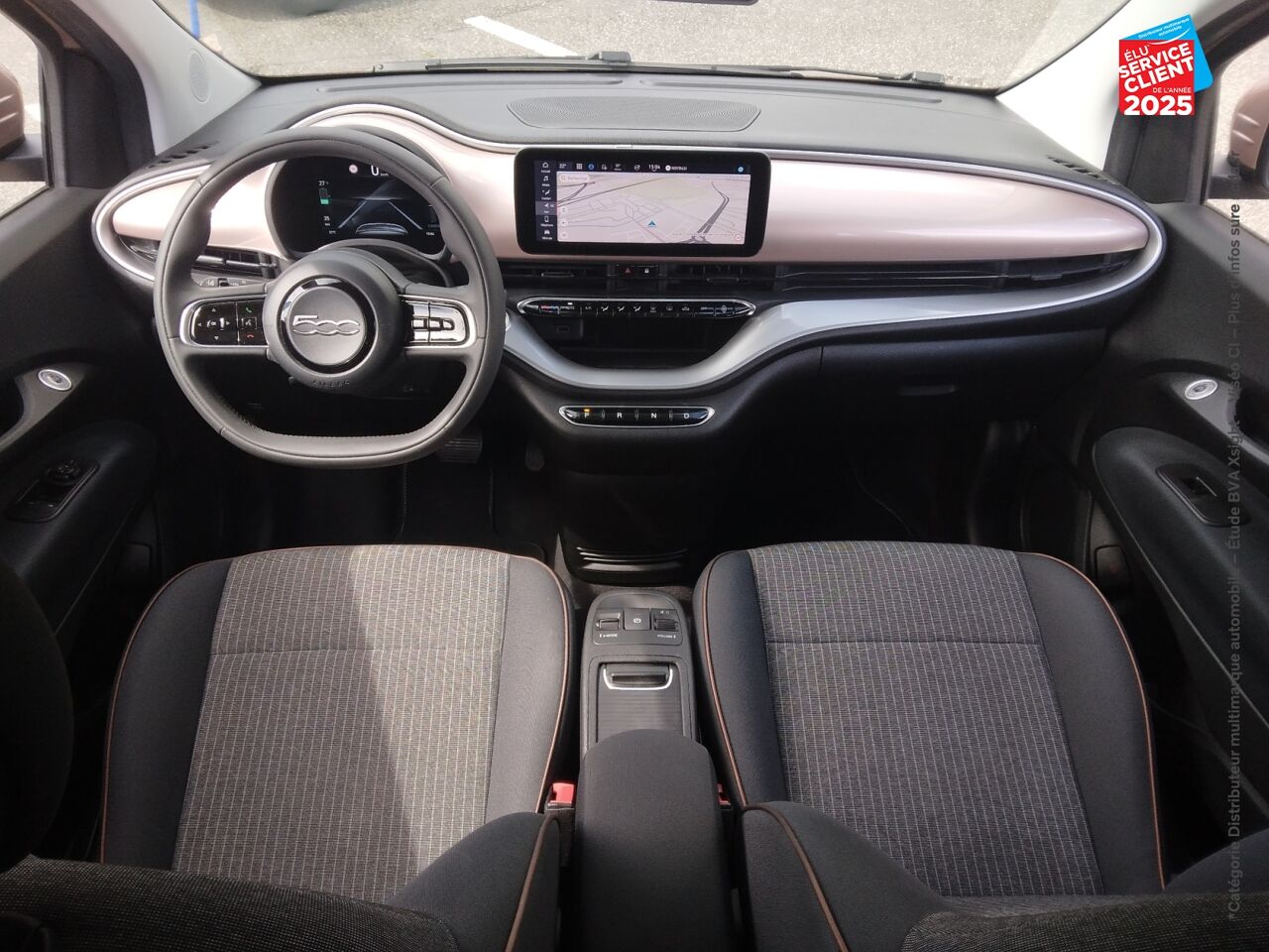 Véhicule d'occasion FIAT 500 E 95CH ICONE chez Hyundai Epernay