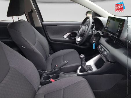 TOYOTA YARIS 70 VVT-I...