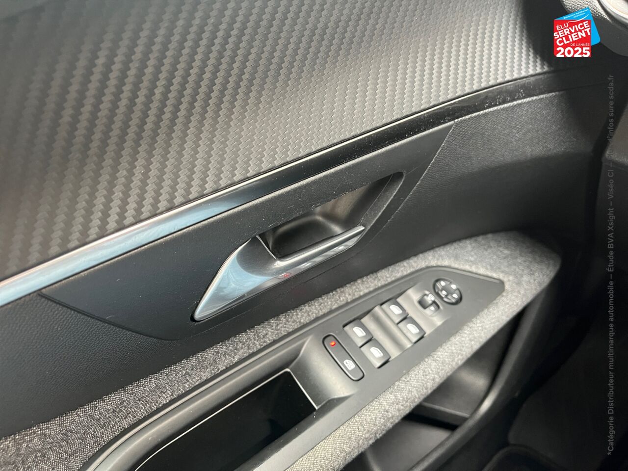 Véhicule d'occasion PEUGEOT 3008 1.2 PURETECH 130CH ACTIVE S/S GPS chez Hyundai Epernay