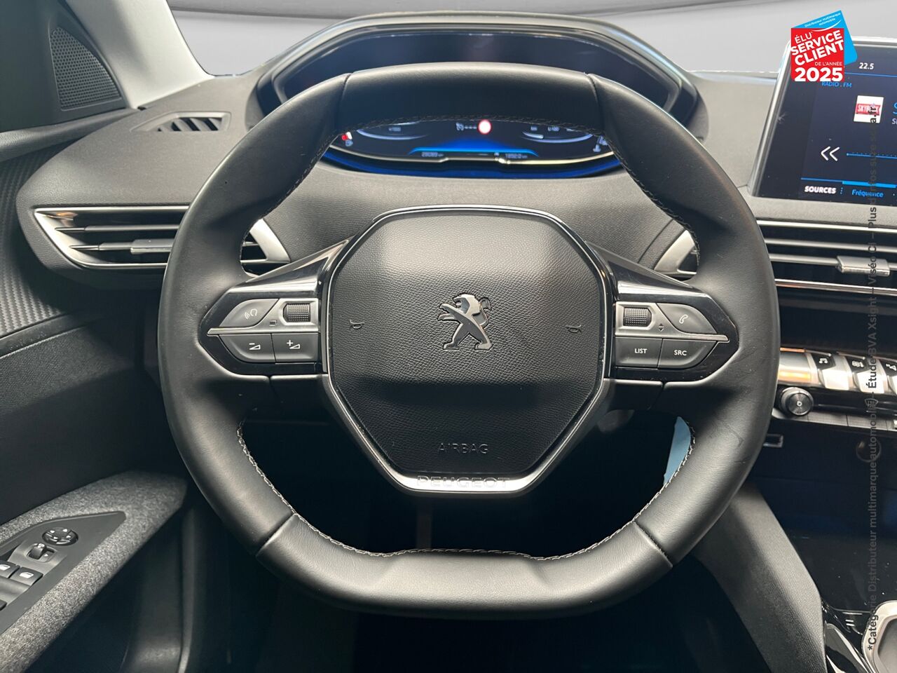 Véhicule d'occasion PEUGEOT 3008 1.2 PURETECH 130CH ACTIVE S/S GPS chez Hyundai Epernay