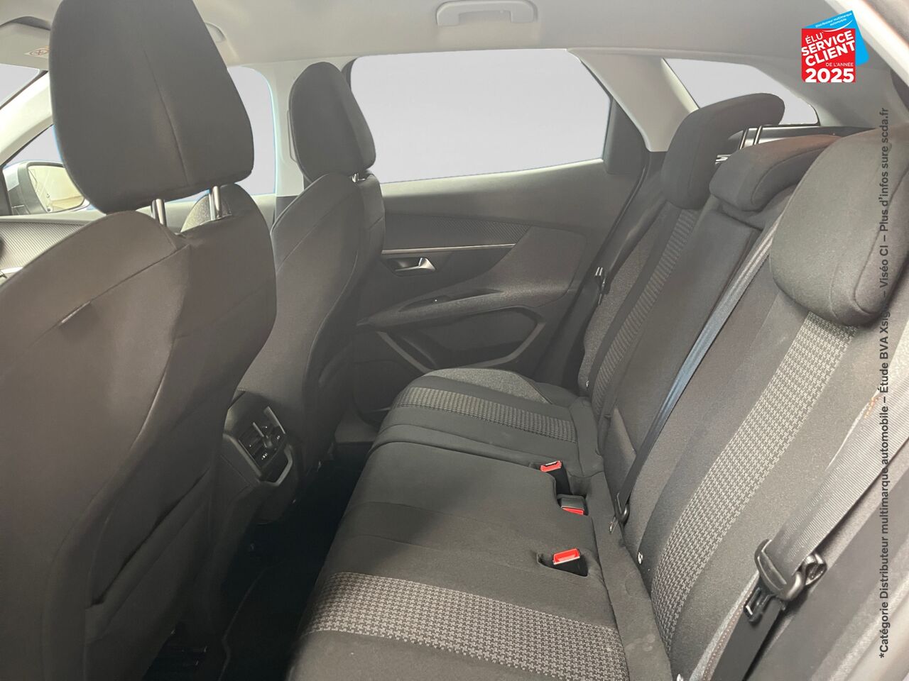 Véhicule d'occasion PEUGEOT 3008 1.2 PURETECH 130CH ACTIVE S/S GPS chez Hyundai Epernay