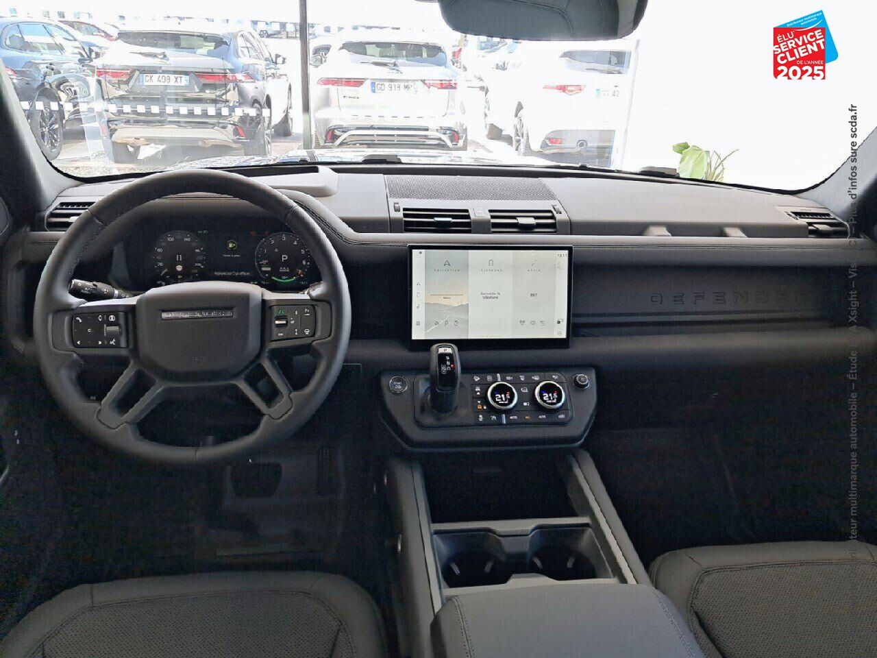 Véhicule d'occasion LAND-ROVER DEFENDER 110 2.0 P300E X-DYNAMIC SE chez BMW Pontarlier