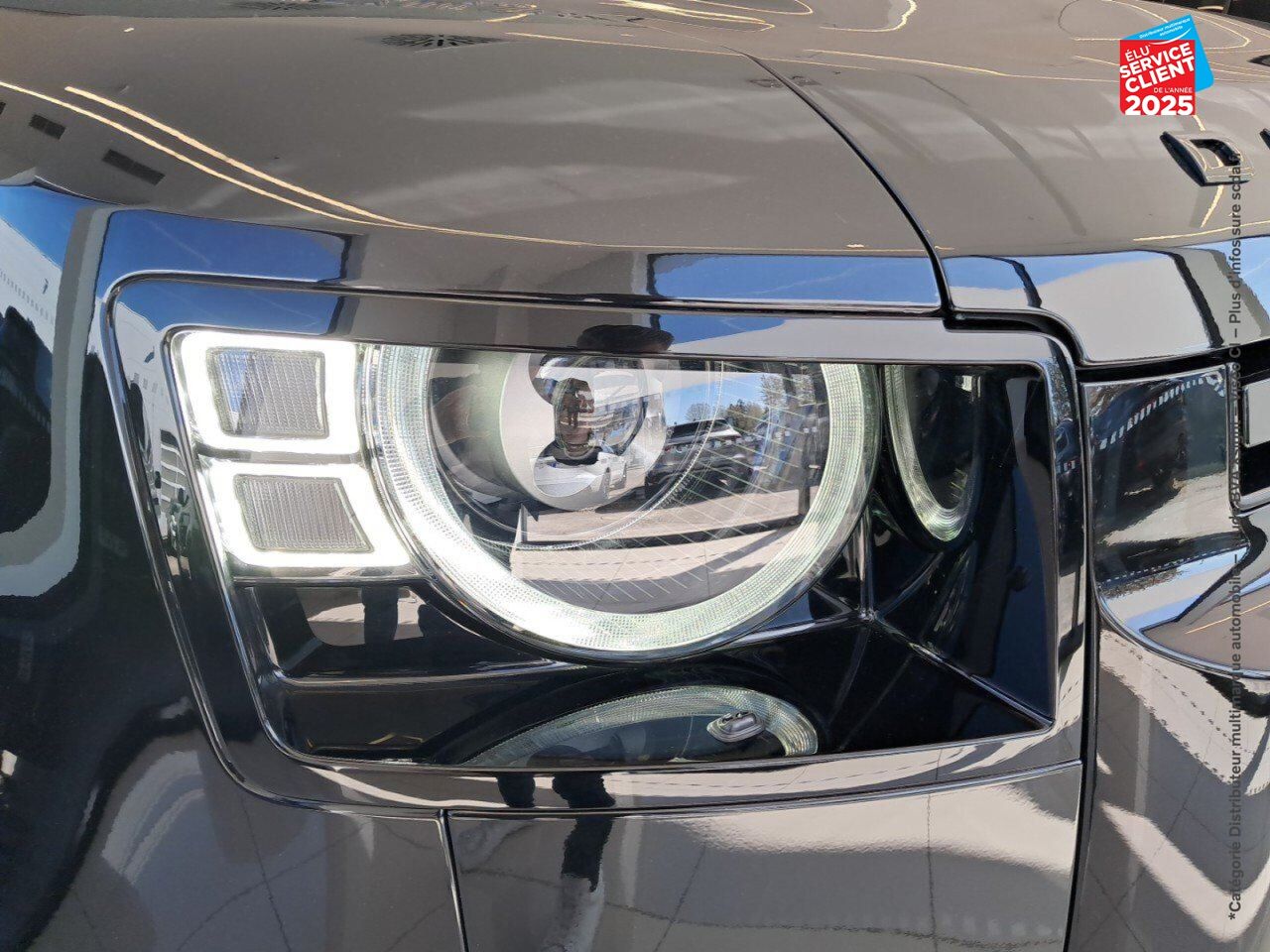 Véhicule d'occasion LAND-ROVER DEFENDER 110 2.0 P300E X-DYNAMIC SE chez BMW Pontarlier