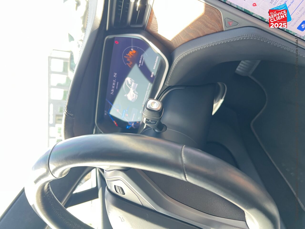 Véhicule d'occasion TESLA MODEL S LONG RANGE SIEGES CUIR GPS chez Renault Saint-Louis