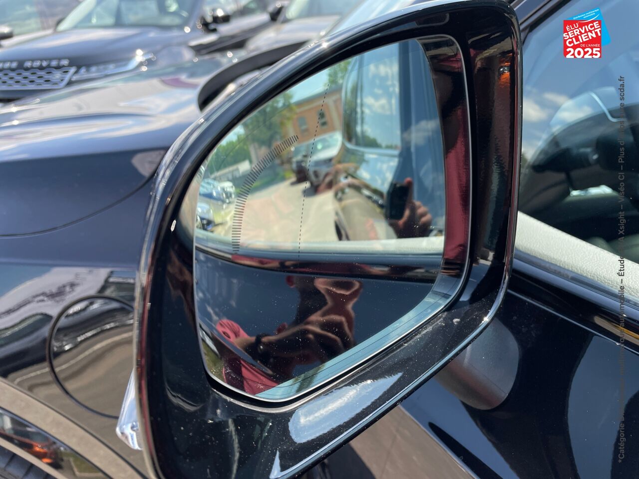 Véhicule d'occasion VOLVO XC90 T8 AWD 310 + 145CH ULTIMATE STYLE DARK GEARTRONIC TPANO SIEGES CUIR CAMERA CARPLAY H/KARDON chez Volvo Chalons