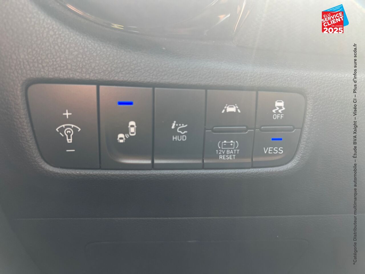 Véhicule d'occasion HYUNDAI KONA 1.6 GDI 141CH HYBRID EXECUTIVE DCT-6 chez Renault Sélestat