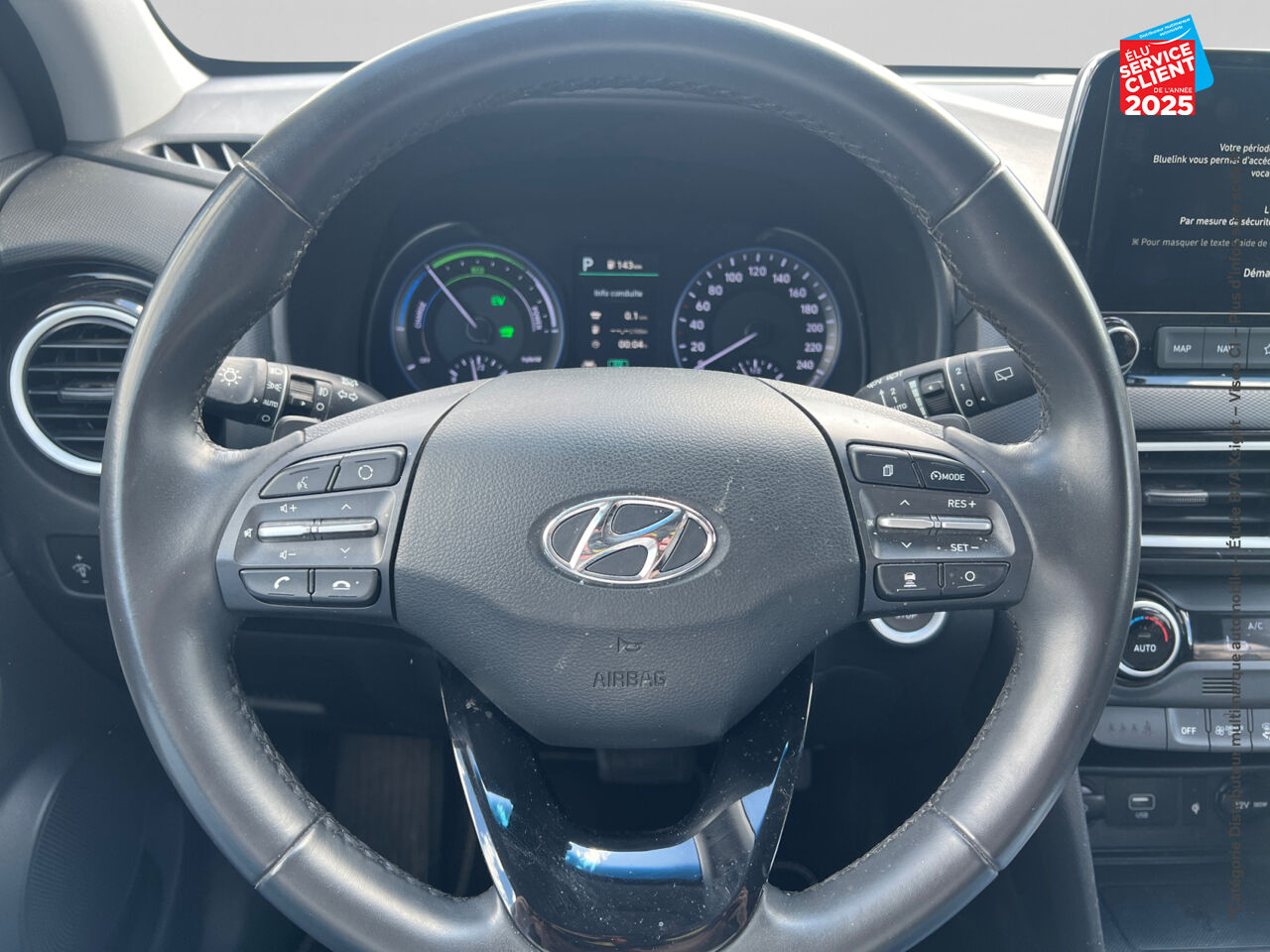 Véhicule d'occasion HYUNDAI KONA 1.6 GDI 141CH HYBRID EXECUTIVE DCT-6 chez Renault Sélestat