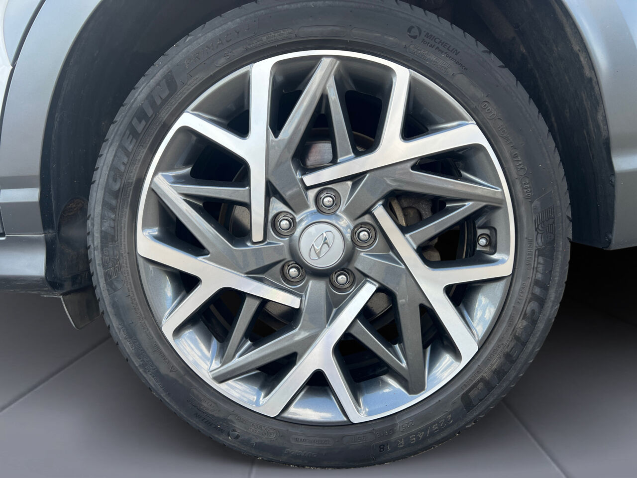 Véhicule d'occasion HYUNDAI KONA 1.6 GDI 141CH HYBRID EXECUTIVE DCT-6 chez Renault Sélestat