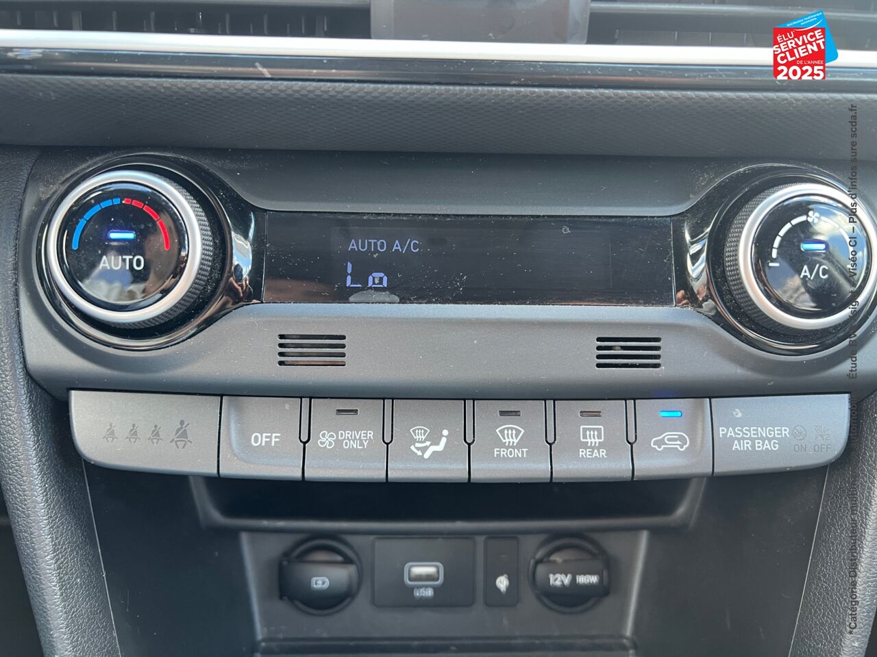 Véhicule d'occasion HYUNDAI KONA 1.6 GDI 141CH HYBRID EXECUTIVE DCT-6 chez Renault Sélestat