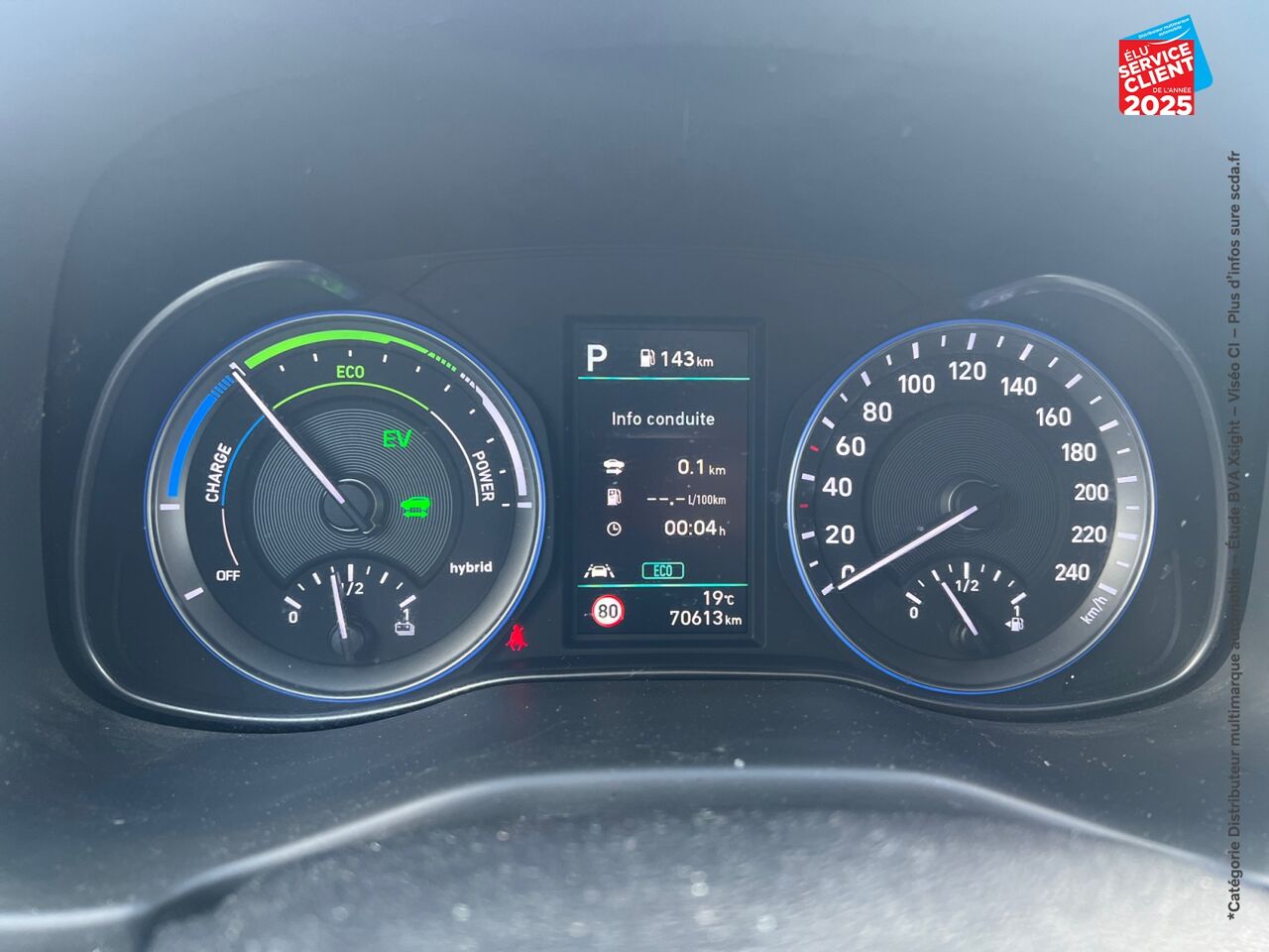 Véhicule d'occasion HYUNDAI KONA 1.6 GDI 141CH HYBRID EXECUTIVE DCT-6 chez Renault Sélestat