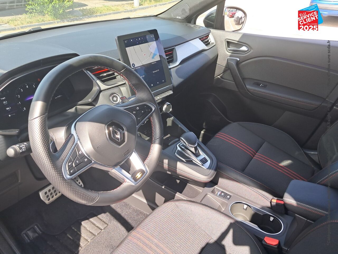 Véhicule d'occasion RENAULT CAPTUR 1.3 TCE MILD HYBRID 160CH RS LINE EDC chez Renault Sélestat