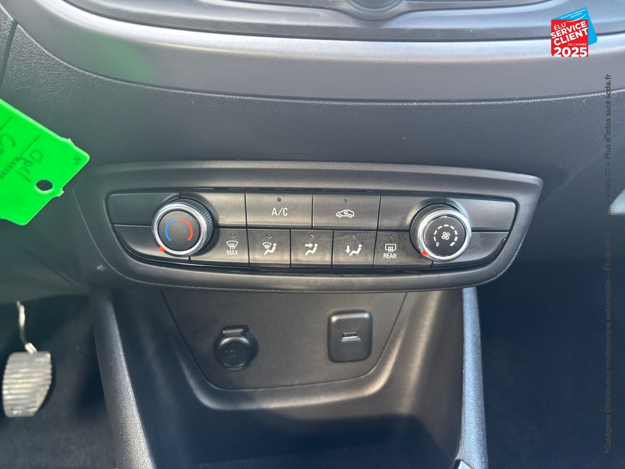 Véhicule d'occasion OPEL CROSSLAND 1.2 83CH EDITION chez Nissan Beaune