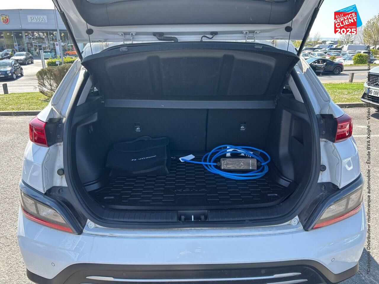 Véhicule d'occasion HYUNDAI KONA ELECTRIC 64KWH - 204CH INTUITIVE CAMERA chez Renault Saint-Louis