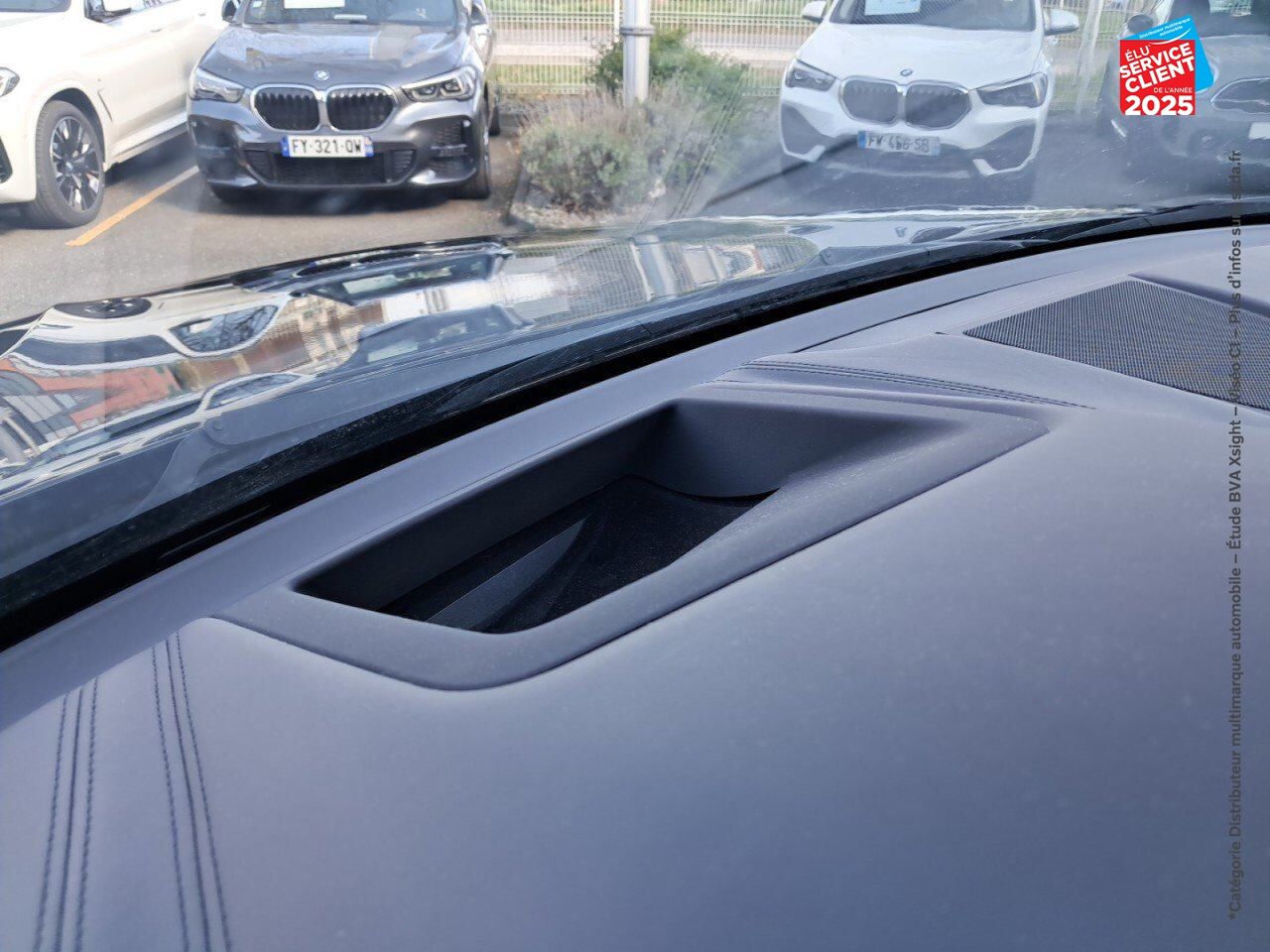 Véhicule d'occasion BMW X6 M 575CH BVA8 TOUVRANT SIEGES CHAUF/CUIR CAMERA H/KARDON HUD chez BMW Besançon