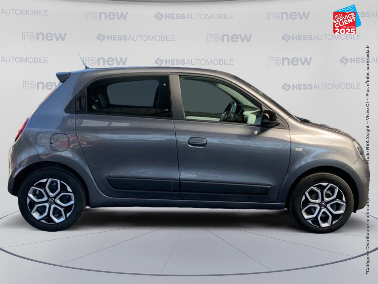 Véhicule d'occasion RENAULT TWINGO E-TECH ELECTRIC EQUILIBRE R80 ACHAT INTEGRAL chez Toyota Sarreguemines