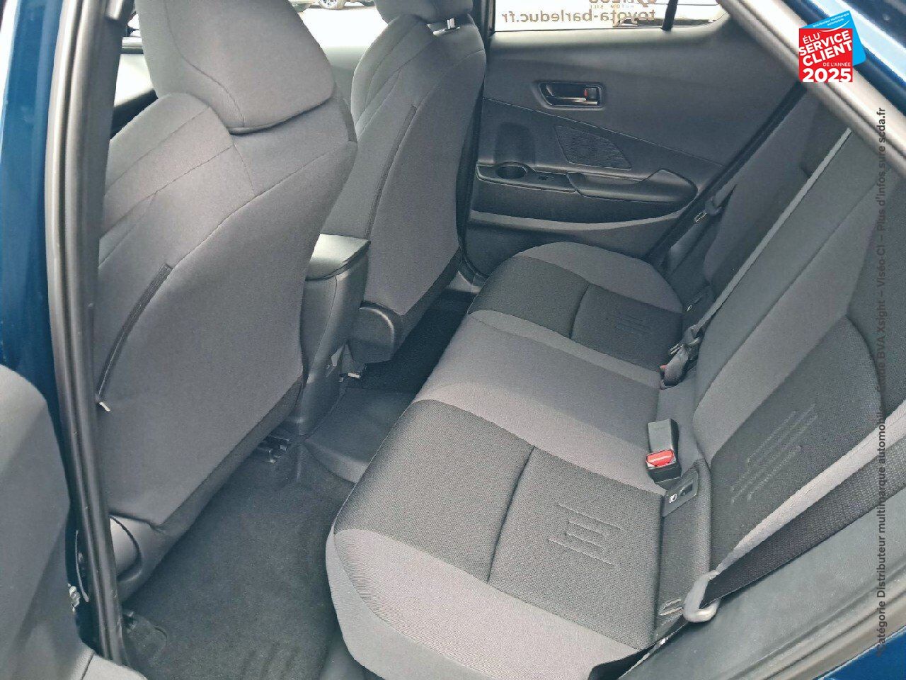 Véhicule neuf TOYOTA C-HR 2.0 HYBRIDE RECHARGEABLE 225CH DESIGN NG23 chez Toyota Bar le Duc