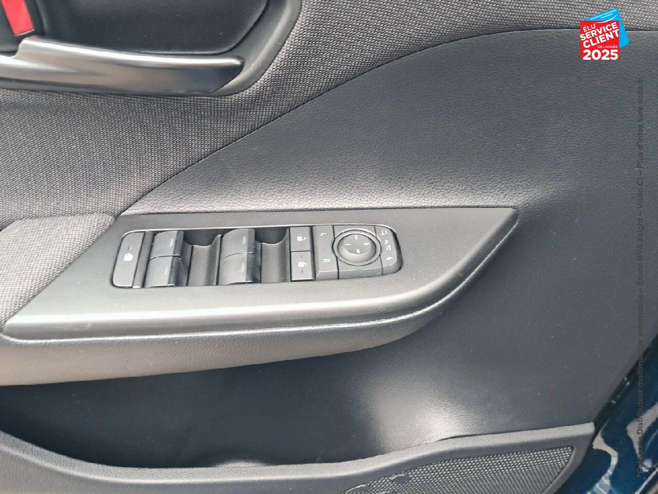 Véhicule neuf TOYOTA C-HR 2.0 HYBRIDE RECHARGEABLE 225CH DESIGN NG23 chez Toyota Bar le Duc