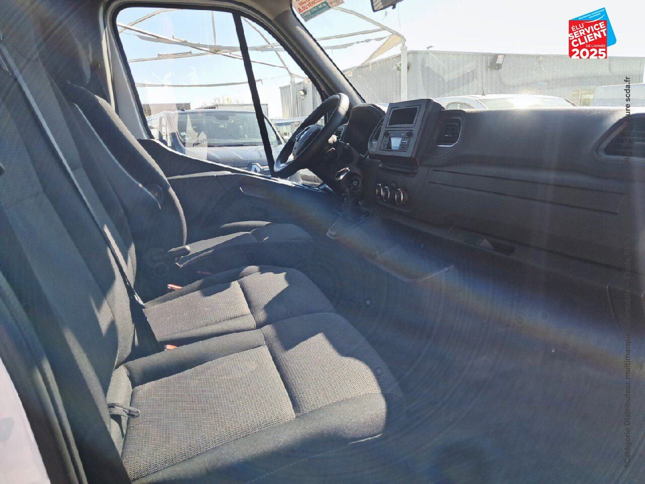 Véhicule d'occasion RENAULT MASTER GRD VOL R3500RJ L4 2.3 DCI 145CH 20M3 CONFORT CELLULE DEMENAGEMENT chez Renault Colmar