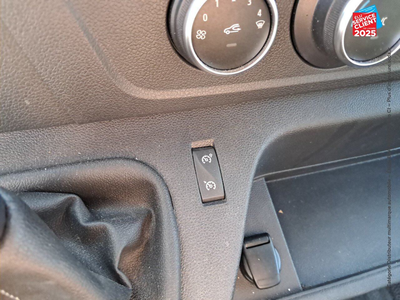 Véhicule d'occasion RENAULT MASTER GRD VOL R3500RJ L4 2.3 DCI 145CH 20M3 CONFORT CELLULE DEMENAGEMENT chez Renault Colmar