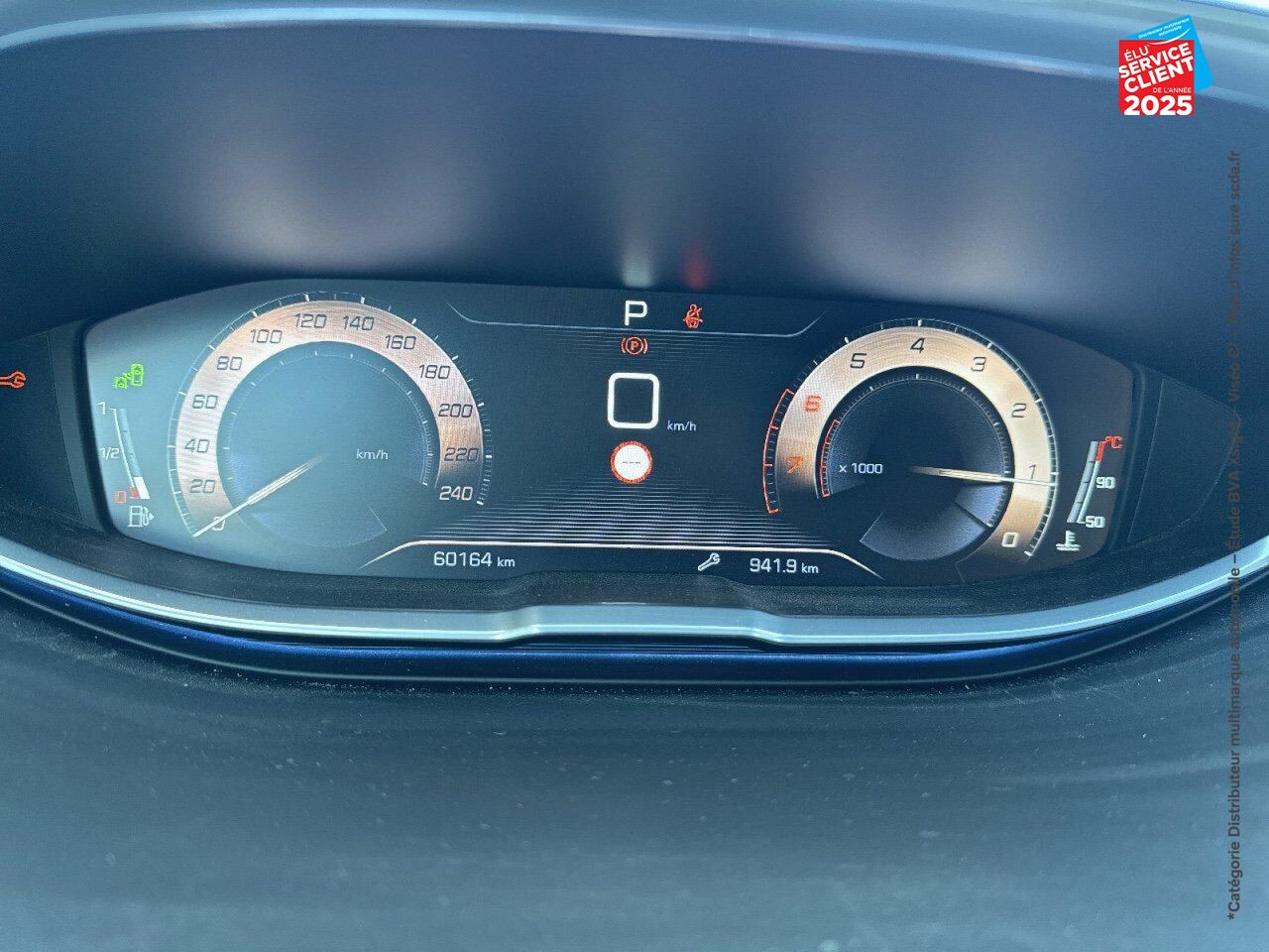 Véhicule d'occasion PEUGEOT 3008 1.2 PURETECH 130CH GT LINE SS EAT6 chez Hyundai Epernay