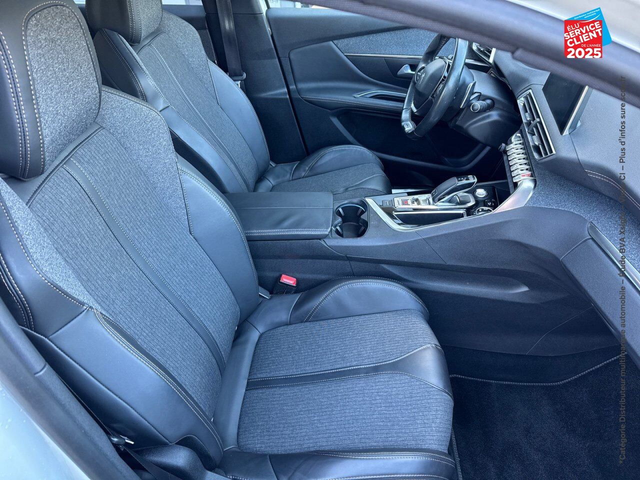 Véhicule d'occasion PEUGEOT 3008 1.2 PURETECH 130CH GT LINE SS EAT6 chez Hyundai Epernay